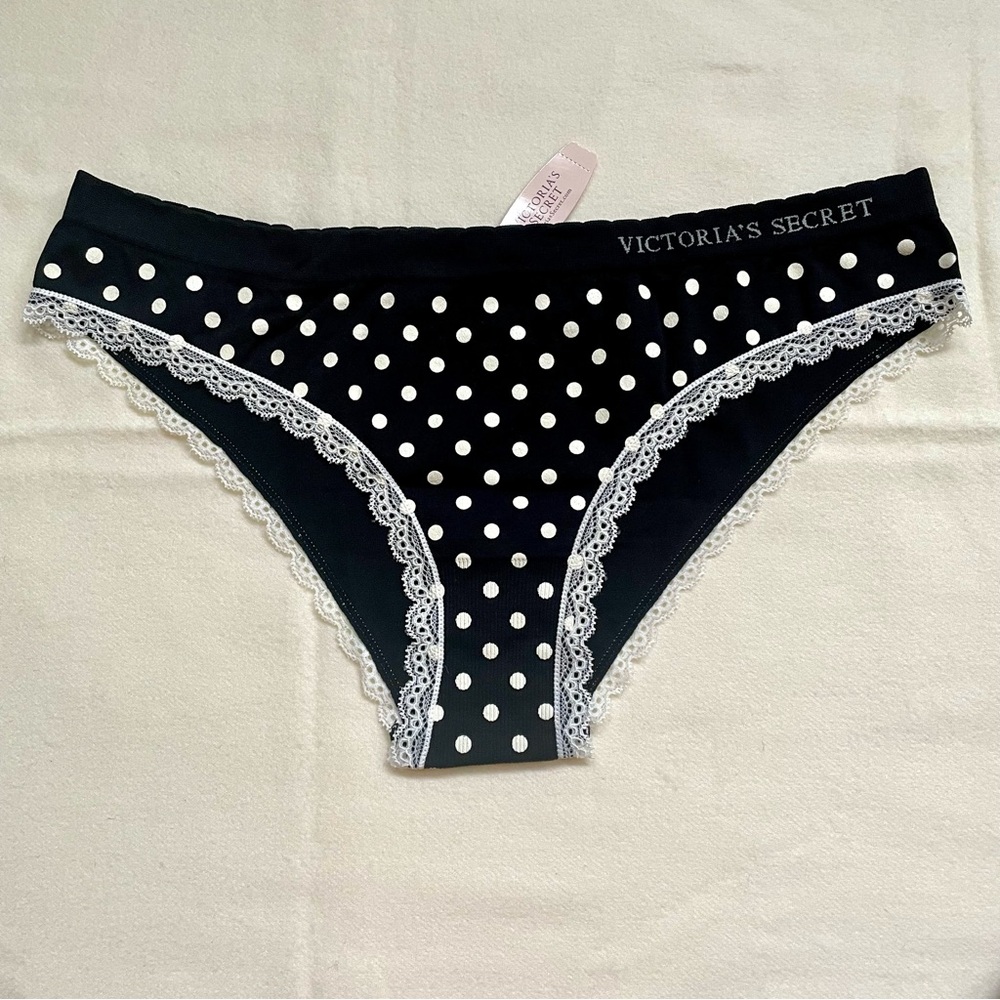 🌸 Victoria’s Secret Vintage Polka Dot Hiphugger Panty Black White